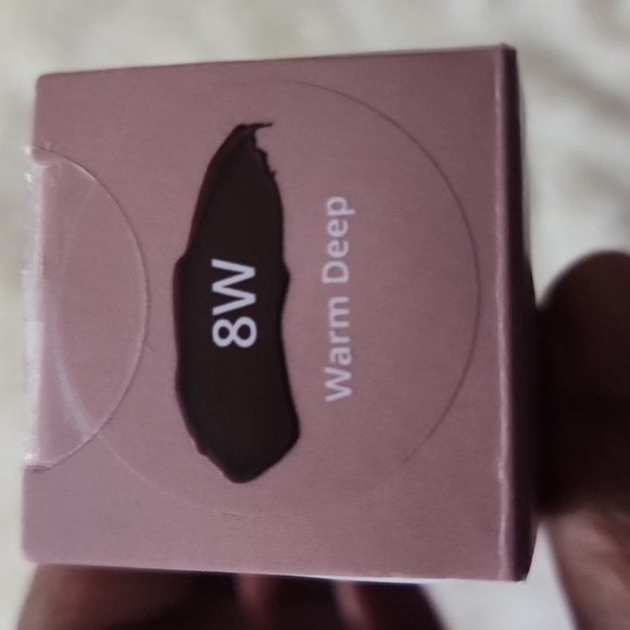 SKINN Foundation and Concealer - Picture 4 of 5